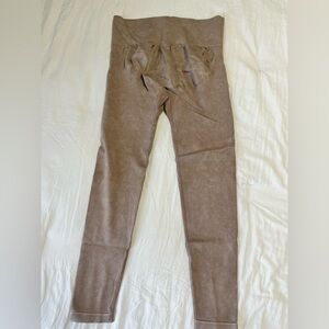 Stylish Tan Maternity Leggings for Women